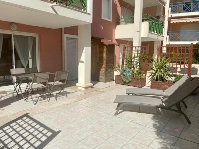 Appt 2 Pieces Port Frejus - Mega Terrasse + Garage Apartment Luaran gambar