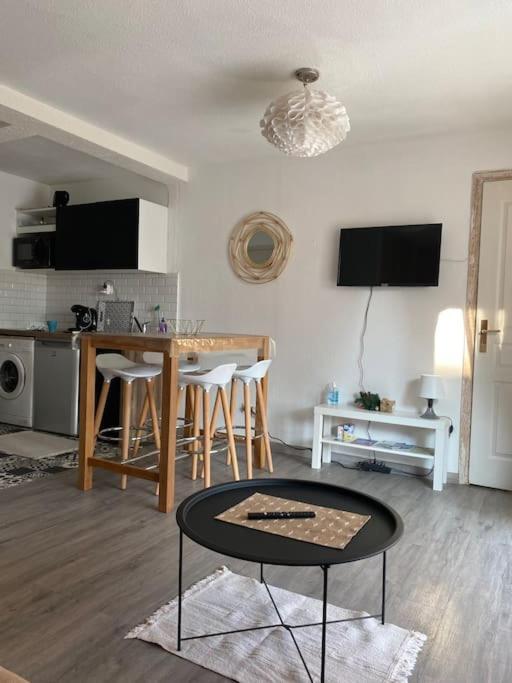 Appt 2 Pieces Port Frejus - Mega Terrasse + Garage Apartment Luaran gambar
